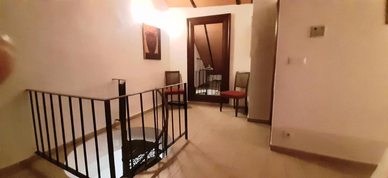 Apartamento Apartamento con buhardilla casco histórico Córdoba Exterior foto