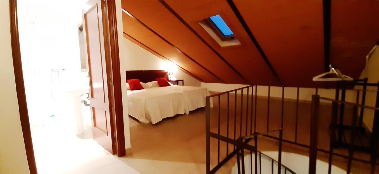 Apartamento Apartamento con buhardilla casco histórico Córdoba Exterior foto